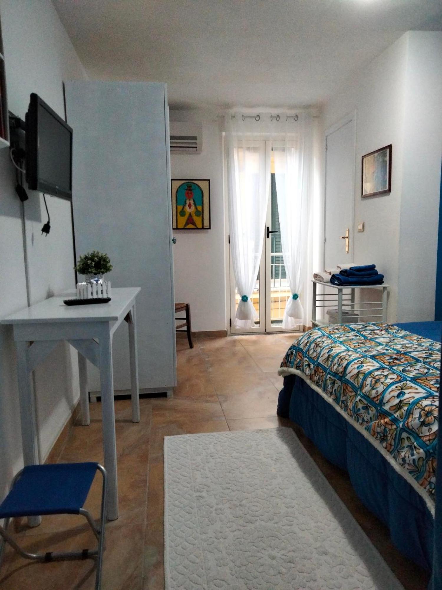 Al Quindici Scilla Bed and Breakfast Rum bild